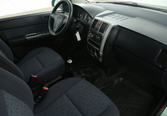 Подержанный автомобиль Hyundai Getz 2005 года (9 фото)