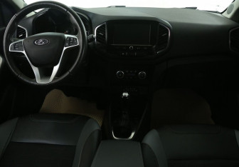 Подержанный автомобиль LADA (ВАЗ) XRAY 2021 года (12 фото)