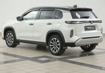 Подержанный автомобиль Suzuki Grand Vitara 2023 года (2 фото)