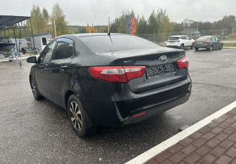Подержанный автомобиль Kia Rio Sedan 2013 года (5 фото)
