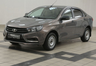 Подержанный автомобиль LADA (ВАЗ) Vesta Sedan 2018 года (8 фото)