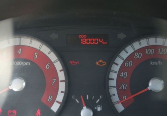 Подержанный автомобиль Kia Rio Hatchback 2011 года (18 фото)