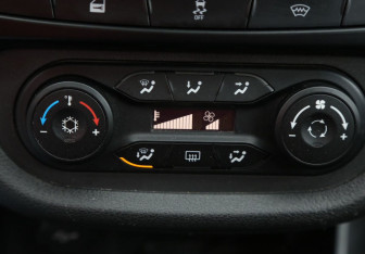 Подержанный автомобиль LADA (ВАЗ) Vesta Wagon 2019 года (17 фото)