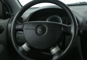 Подержанный автомобиль Chevrolet Lacetti Hatchback 2011 года (16 фото)