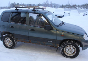 Подержанный автомобиль Chevrolet Niva 2007 года (4 фото)