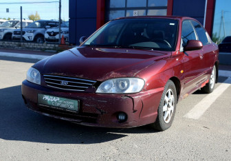 Подержанный автомобиль Kia Spectra Sedan 2007 года (3 фото)