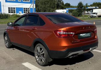 Подержанный автомобиль LADA (ВАЗ) Vesta Sedan 2021 года (6 фото)