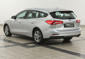 Подержанный автомобиль Ford Focus Wagon 2019 года (2 фото)