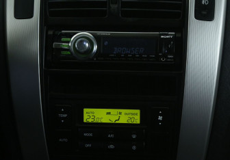 Подержанный автомобиль Hyundai Tucson 2008 года (13 фото)