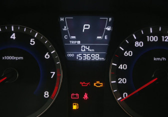 Подержанный автомобиль Hyundai Solaris Sedan 2011 года (18 фото)