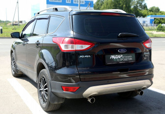 Подержанный автомобиль Ford Kuga 2016 года (4 фото)