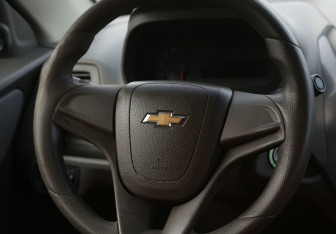 Подержанный автомобиль Chevrolet Cobalt Sedan 2013 года (16 фото)