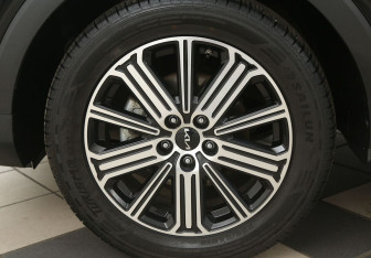 Подержанный автомобиль Kia Sportage 2022 года (32 фото)