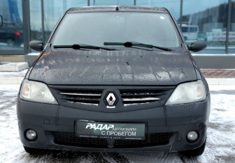 Подержанный автомобиль Renault Logan Sedan 2009 года (2 фото)