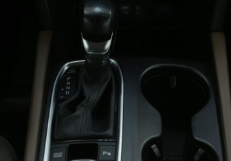 Подержанный автомобиль Hyundai Santa Fe 2019 года (16 фото)