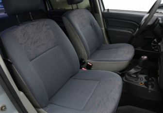 Подержанный автомобиль Renault Logan Sedan 2007 года (10 фото)