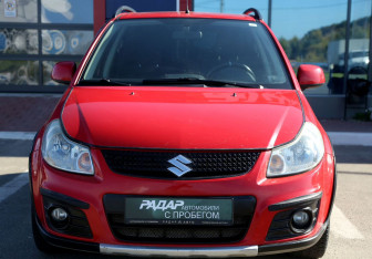 Подержанный автомобиль Suzuki SX4 Hatchback 2010 года (2 фото)