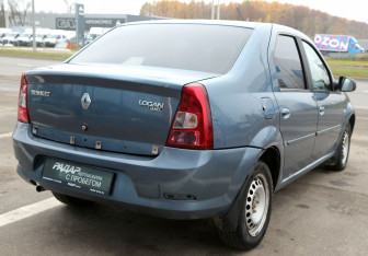 Подержанный автомобиль Renault Logan Sedan 2013 года (6 фото)