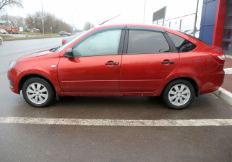 Подержанный автомобиль LADA (ВАЗ) Granta Liftback 2018 года (8 фото)