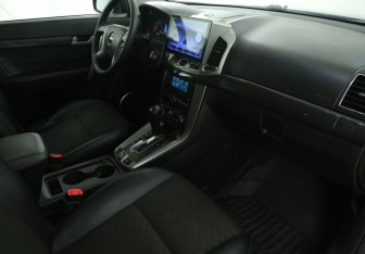 Подержанный автомобиль Chevrolet Captiva 2014 года (9 фото)