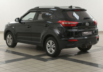 Подержанный автомобиль Hyundai Creta 2017 года (2 фото)