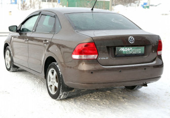 Подержанный автомобиль Volkswagen Polo Sedan 2014 года (4 фото)
