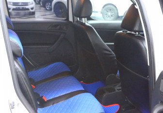 Подержанный автомобиль Skoda Yeti 2014 года (7 фото)