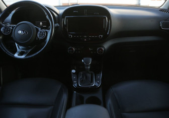 Подержанный автомобиль Kia Soul 2019 года (20 фото)