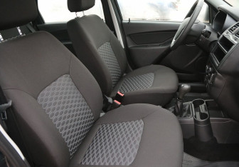 Подержанный автомобиль LADA (ВАЗ) Granta Sedan 2018 года (10 фото)