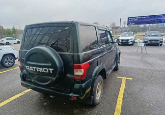 Подержанный автомобиль УАЗ Patriot 2015 года (7 фото)