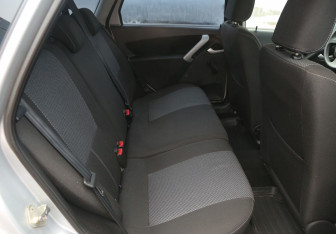 Подержанный автомобиль LADA (ВАЗ) Granta Liftback 2016 года (11 фото)