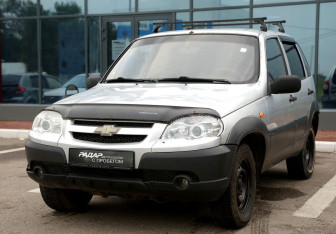 Подержанный автомобиль Chevrolet Niva 2009 года (3 фото)