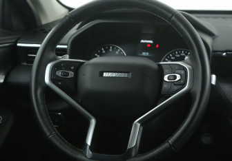 Подержанный автомобиль Haval Jolion 2023 года (16 фото)