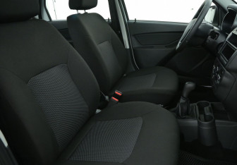 Подержанный автомобиль LADA (ВАЗ) Granta Sedan 2025 года (10 фото)