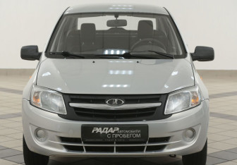 Подержанный автомобиль LADA (ВАЗ) Granta Sedan 2012 года (6 фото)
