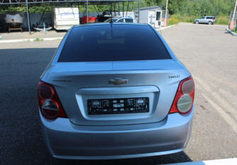 Подержанный автомобиль Chevrolet Aveo Sedan 2012 года (6 фото)