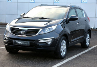 Подержанный автомобиль Kia Sportage 2012 года (3 фото)
