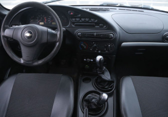 Подержанный автомобиль Chevrolet Niva 2012 года (12 фото)