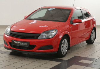 Подержанный автомобиль Opel Astra Hatchback 2008 года (8 фото)