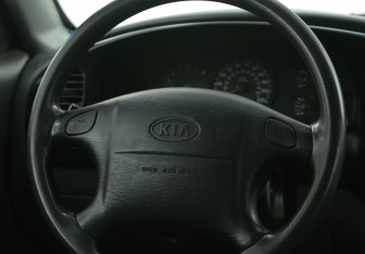 Подержанный автомобиль Kia Spectra Sedan 2008 года (16 фото)