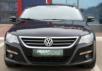 Подержанный автомобиль Volkswagen Passat CC 2011 года (2 фото)
