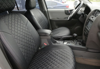 Подержанный автомобиль Hyundai Santa Fe 2008 года (10 фото)