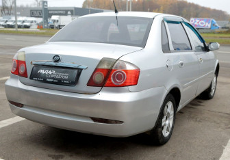 Подержанный автомобиль Lifan Breez (520) Sedan 2008 года (6 фото)