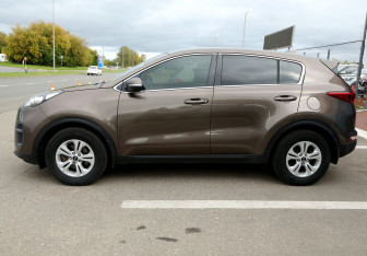 Подержанный автомобиль Kia Sportage 2018 года (8 фото)