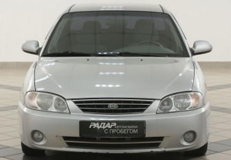 Подержанный автомобиль Kia Spectra Sedan 2008 года (6 фото)