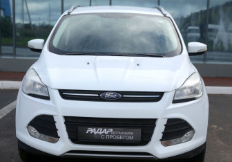 Подержанный автомобиль Ford Kuga 2014 года (2 фото)
