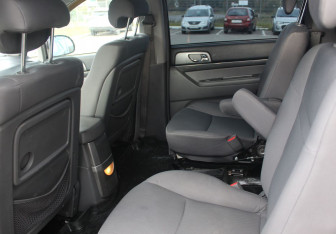 Подержанный автомобиль SsangYong Stavic 2014 года (12 фото)