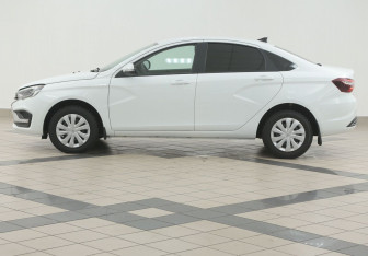 Подержанный автомобиль LADA (ВАЗ) Vesta Sedan 2024 года (7 фото)