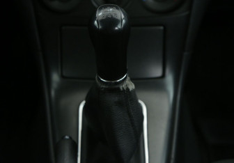 Подержанный автомобиль Toyota Avensis Sedan 2008 года (15 фото)