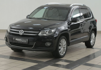 Подержанный автомобиль Volkswagen Tiguan 2013 года (8 фото)